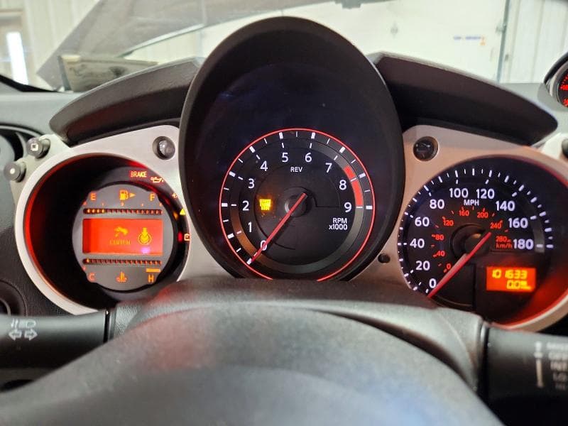 2017 NISSAN 370Z BASE 9