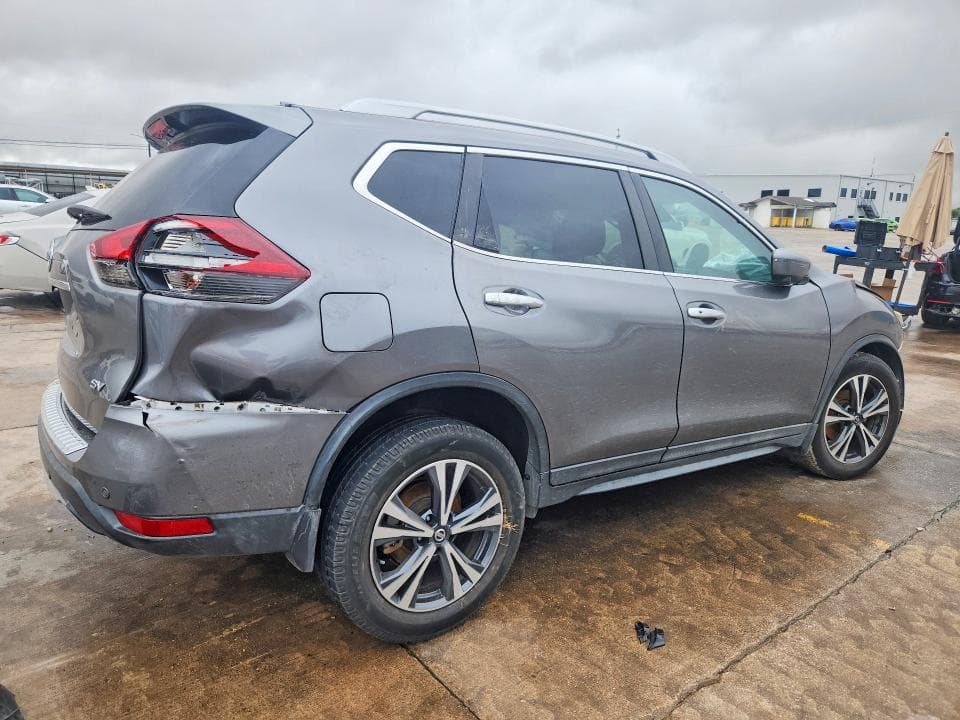 2019 NISSAN ROGUE SV 3