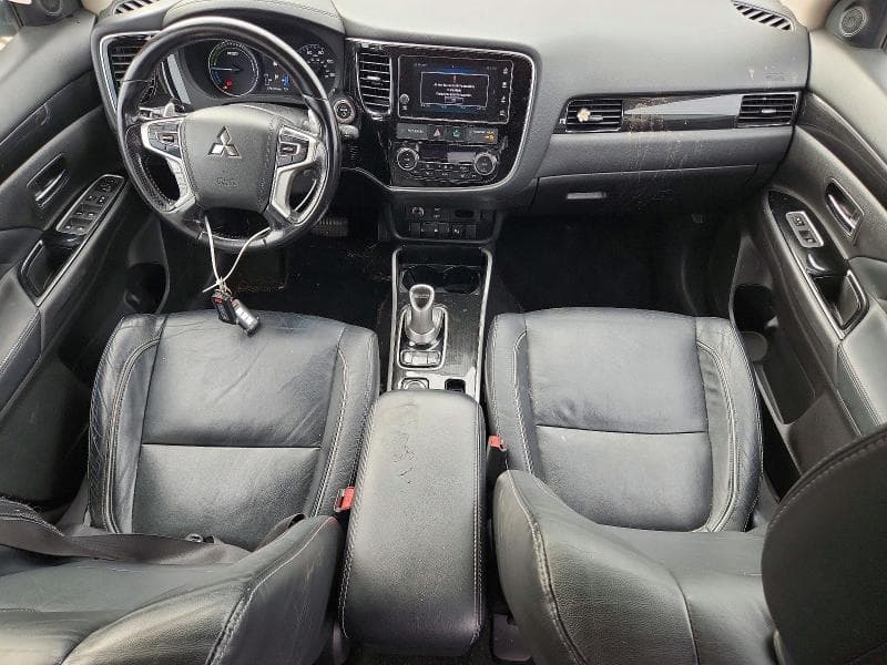 2018 MITSUBISHI OUTLANDER SE 8