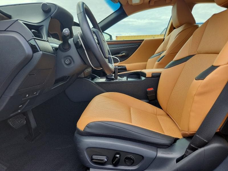 2025 LEXUS ES 350 BASE 7