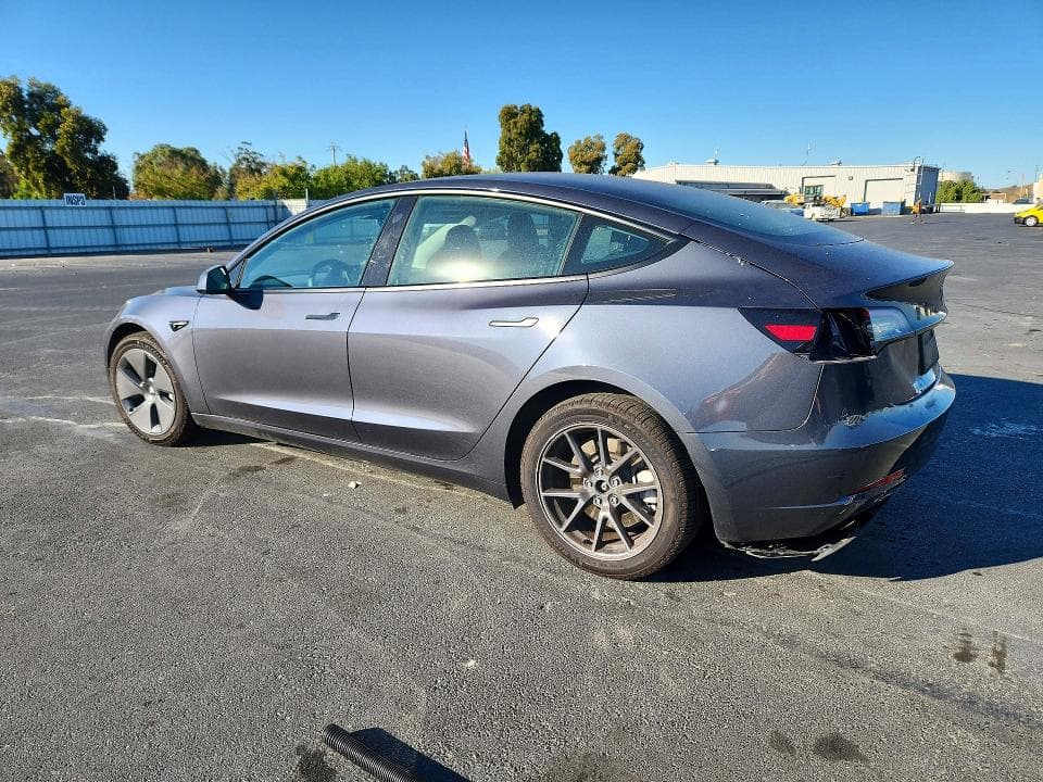 2023 TESLA MODEL 3 2