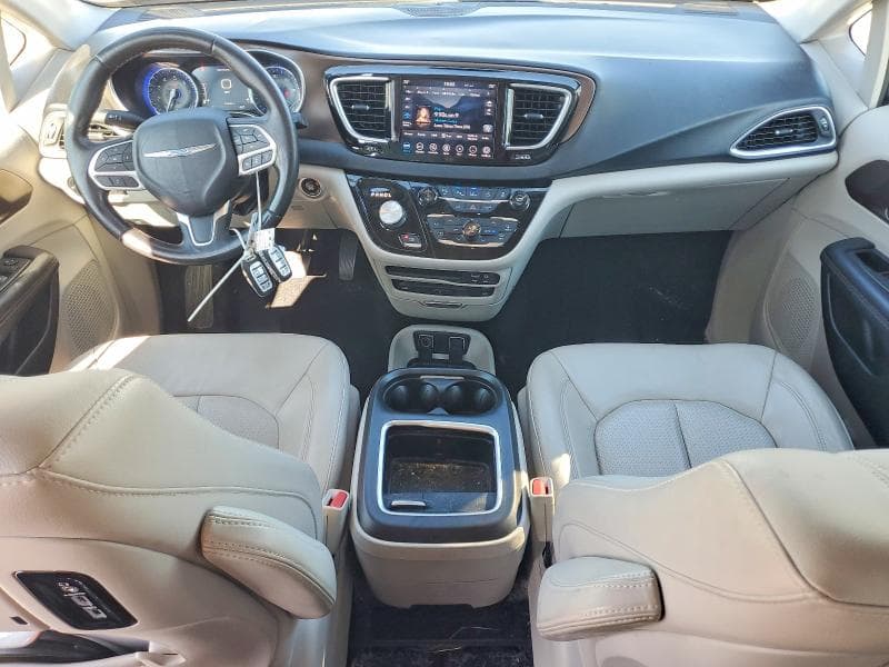 2018 CHRYSLER PACIFICA TOURING L PLUS 8