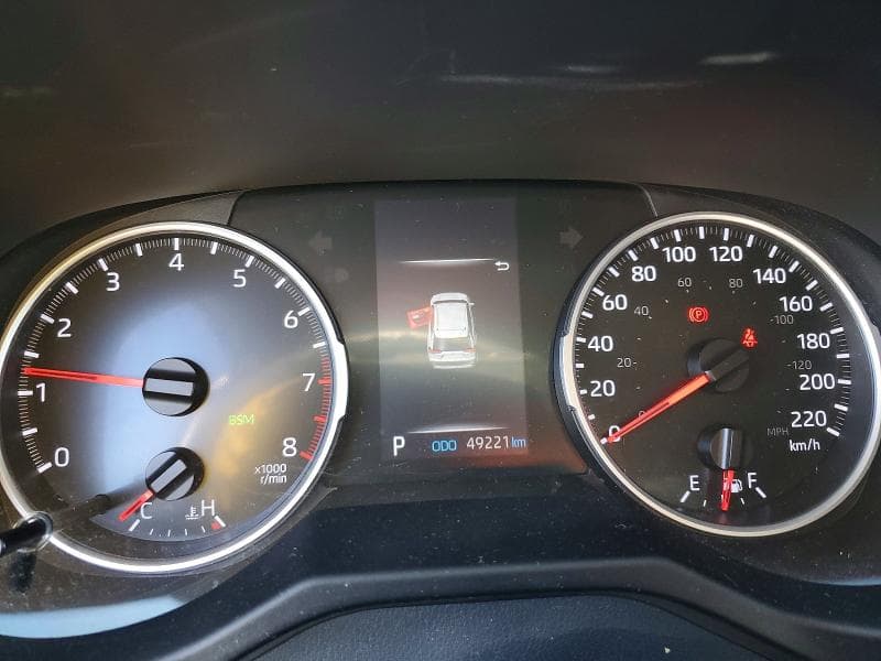 2022 TOYOTA RAV4 LE 9