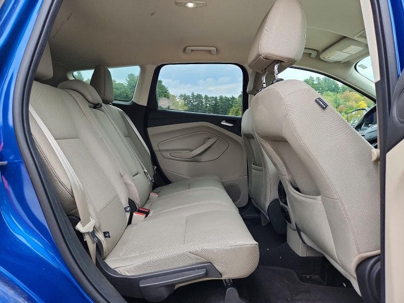 2017 FORD ESCAPE SE 11