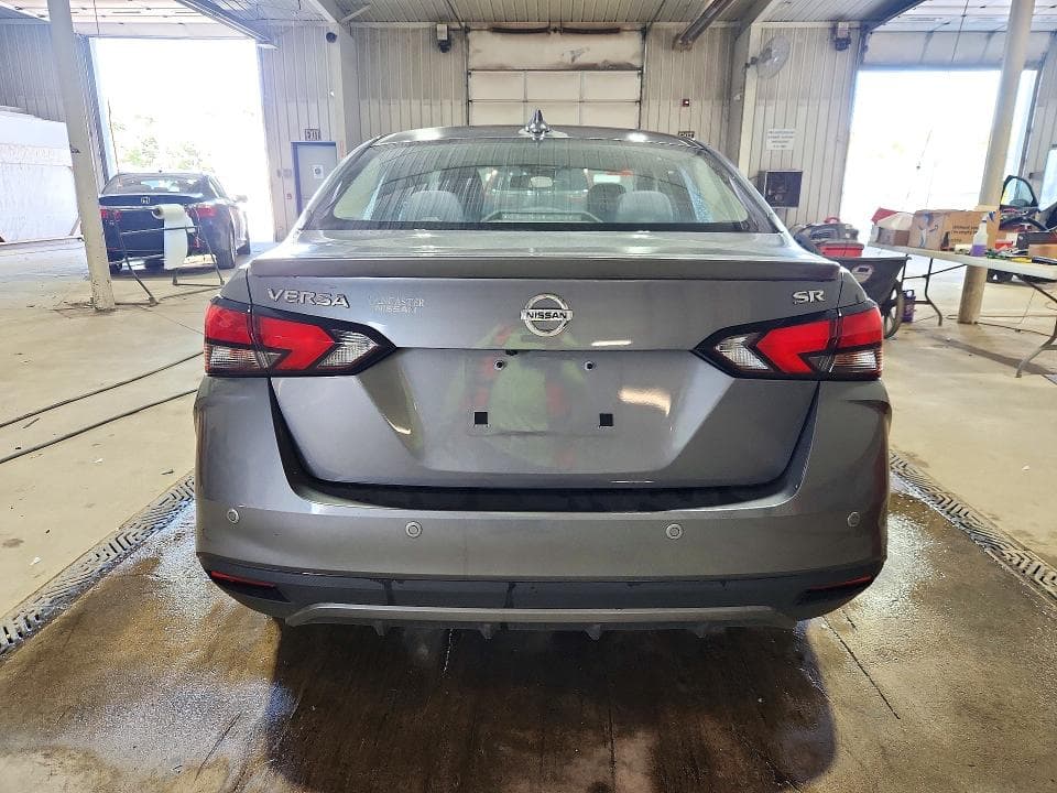 2020 NISSAN VERSA SR 6