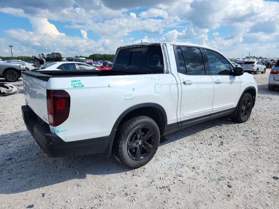 2021 HONDA RIDGELINE BLACK EDITION 3