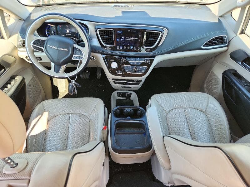 2017 CHRYSLER PACIFICA EHYBRID PLATINUM 8