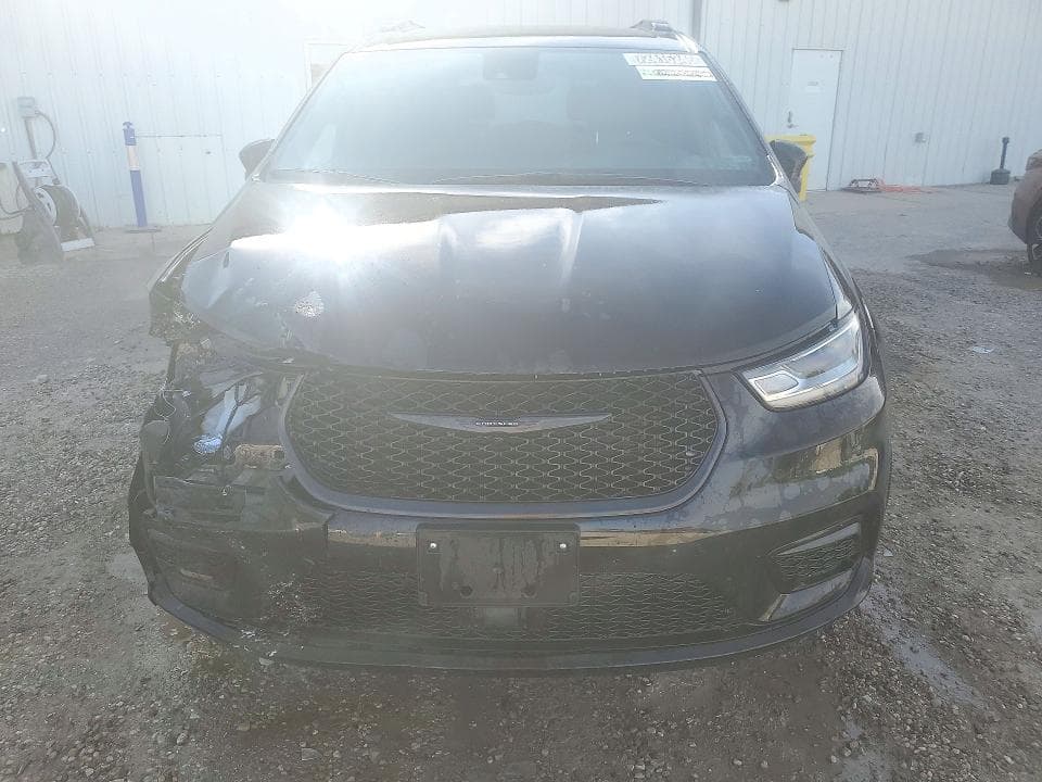 2025 CHRYSLER PACIFICA LIMITED 5