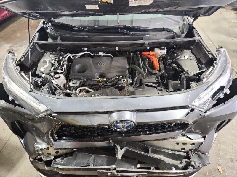 2024 TOYOTA RAV4 PRIME XSE 12
