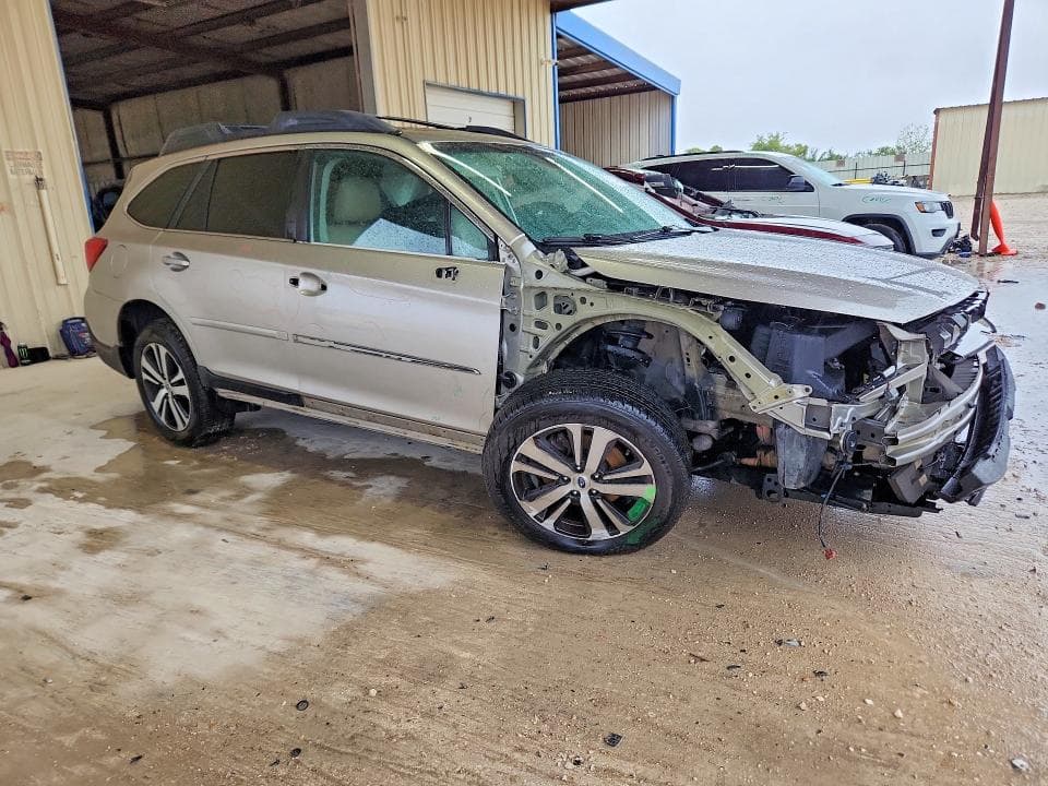 2018 SUBARU OUTBACK 2.5I LIMITED 4