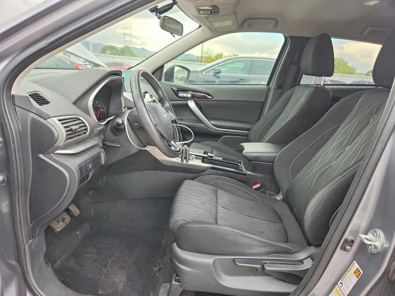 2018 MITSUBISHI ECLIPSE CROSS SE 7