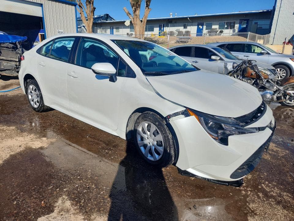 2026 TOYOTA COROLLA LE 4