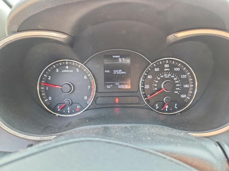 2017 KIA FORTE LX 9