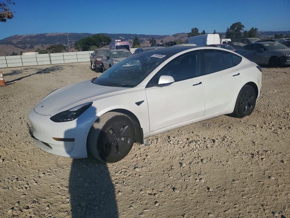 2022 TESLA MODEL 3