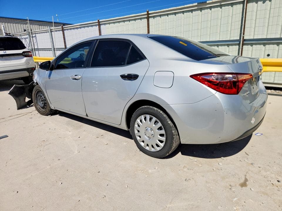 2018 TOYOTA COROLLA LE 2