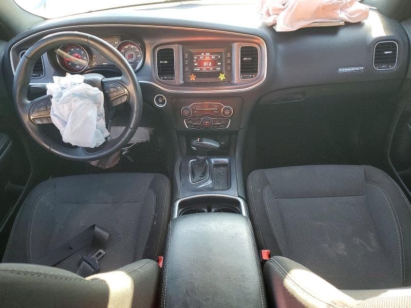 2017 DODGE CHARGER SE 8