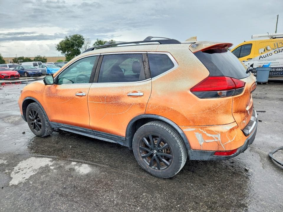 2018 NISSAN ROGUE SV 2