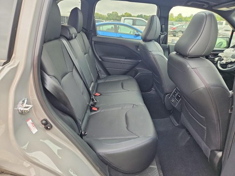 2025 SUBARU FORESTER LIMITED 10