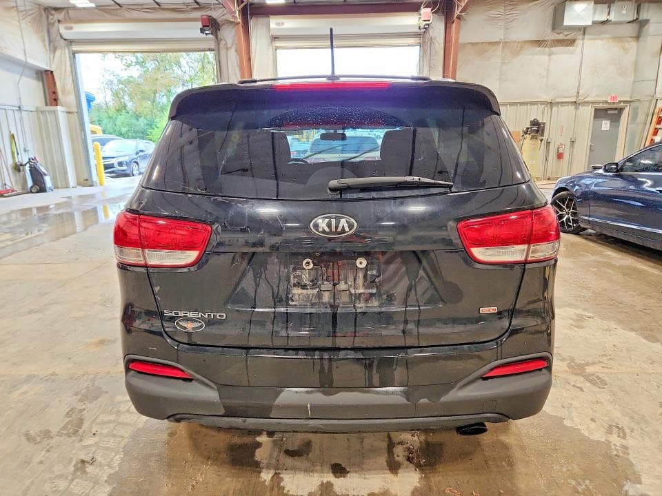 2017 KIA SORENTO LX 6