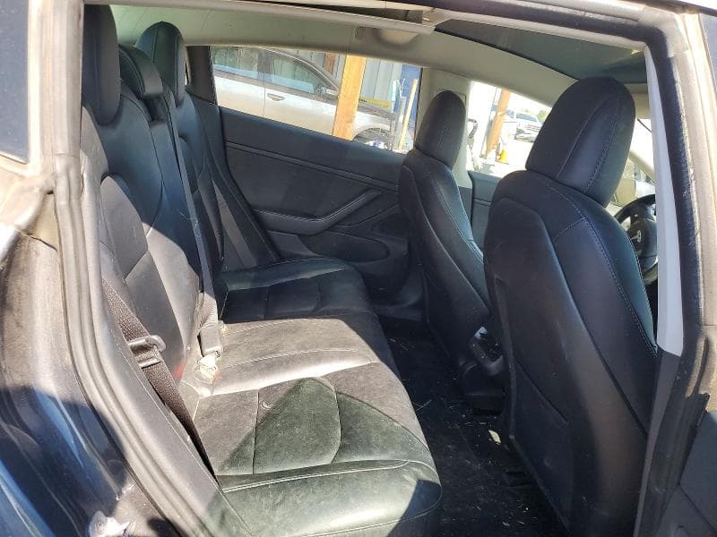 2018 TESLA MODEL 3 10