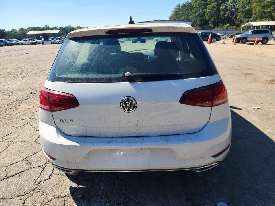 2021 VOLKSWAGEN GOLF 6