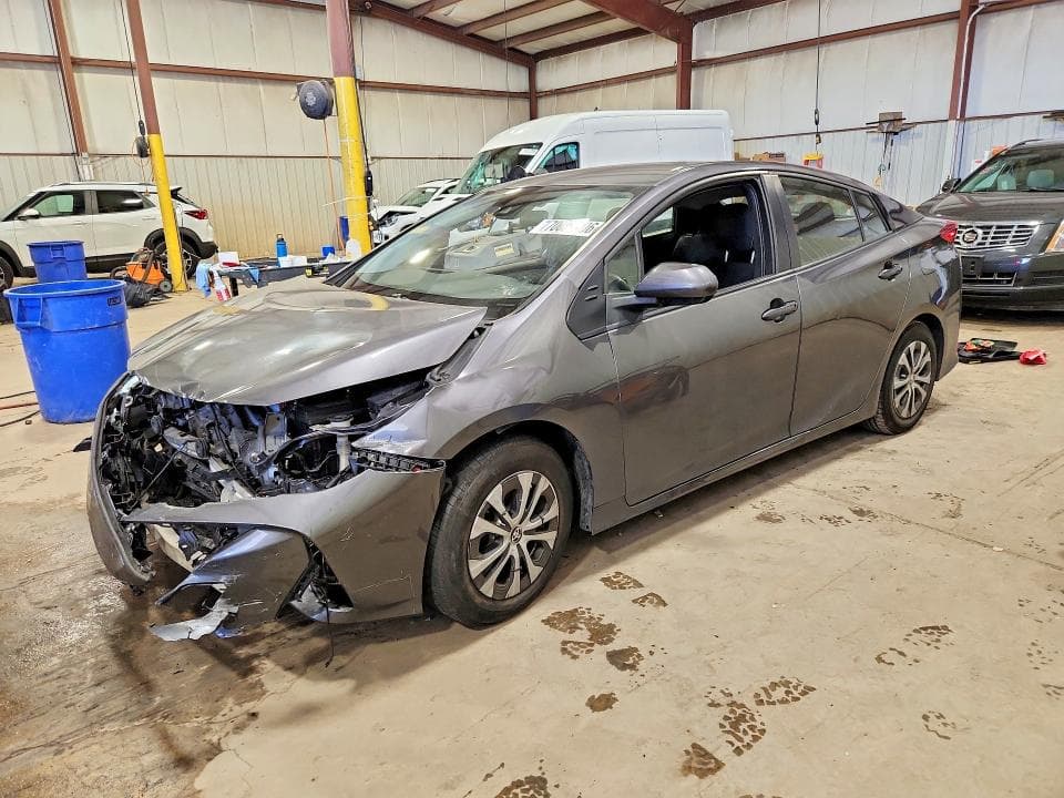 2022 TOYOTA PRIUS PRIME LE