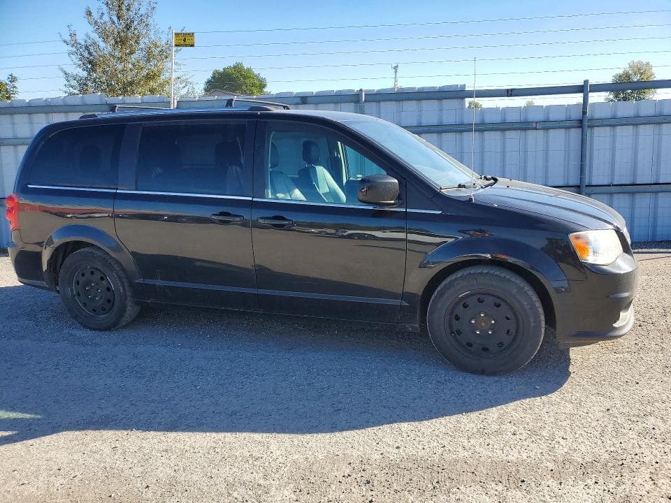 2018 DODGE GRAND CARAVAN SE 4