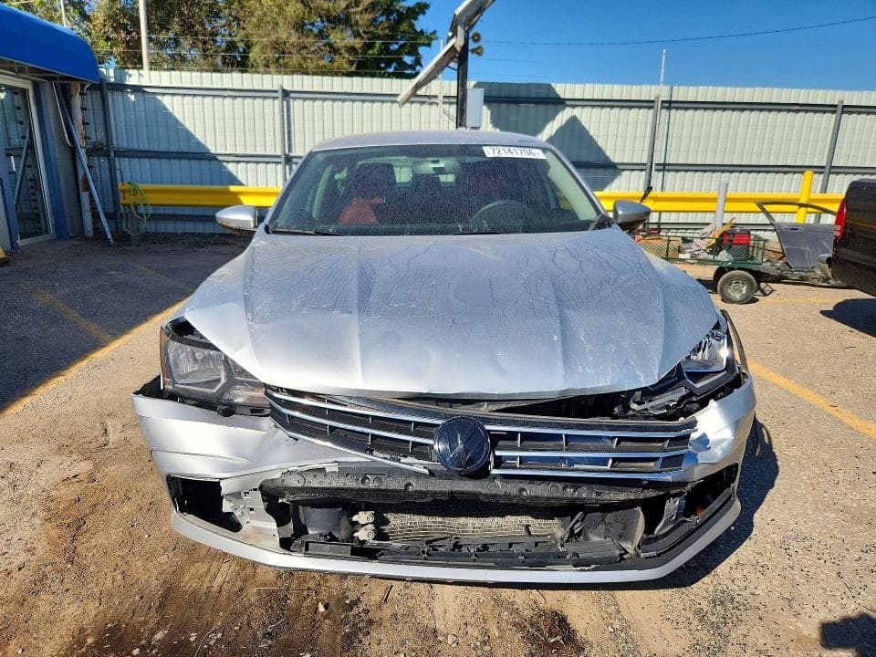 2017 VOLKSWAGEN PASSAT S 5