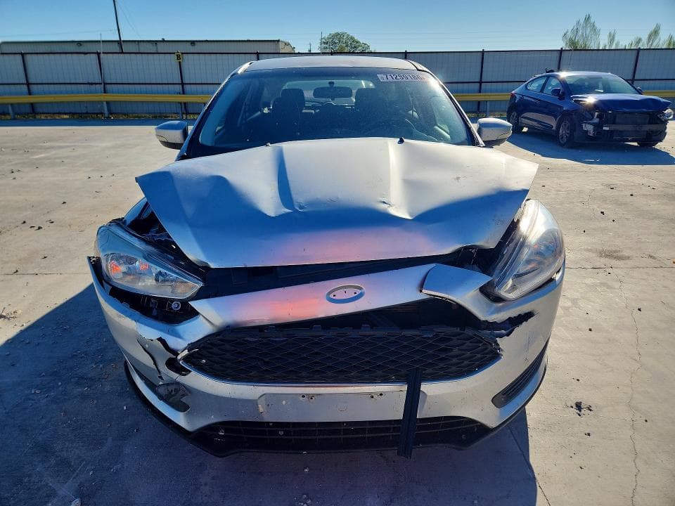 2017 FORD FOCUS SE 5