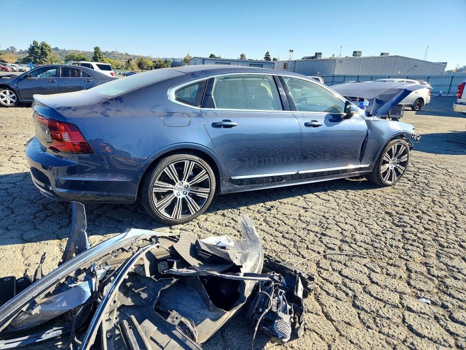 2023 VOLVO S90 ULTIMATE 3