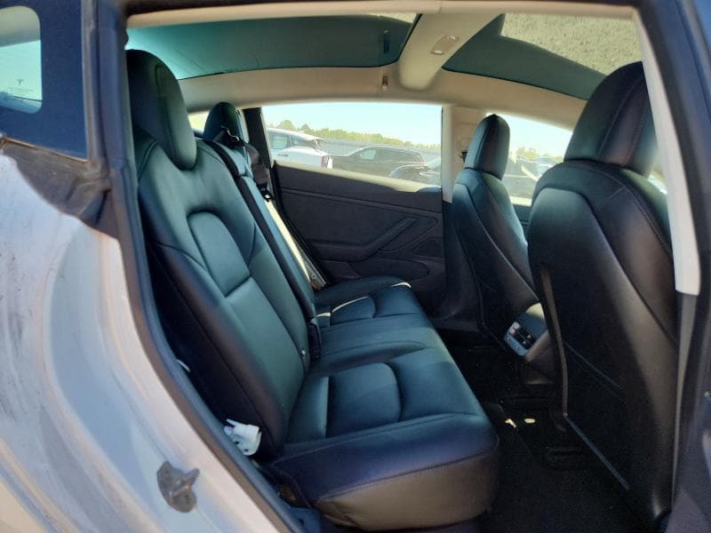 2018 TESLA MODEL 3 10