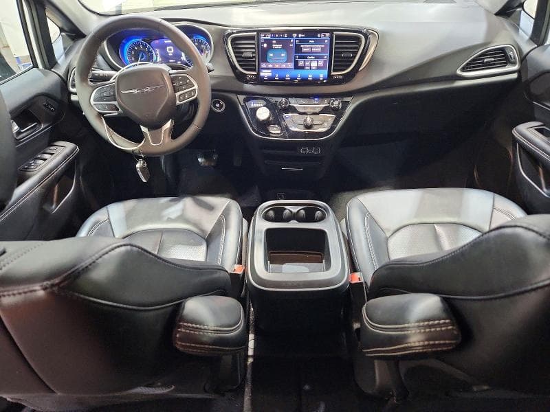 2025 CHRYSLER PACIFICA SELECT 8