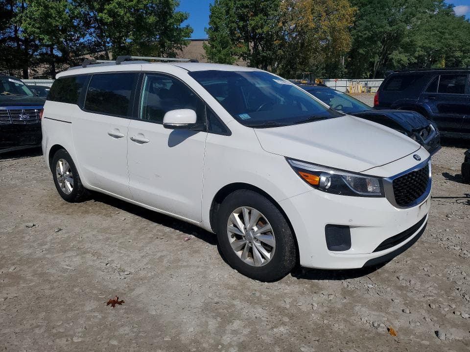 2017 KIA SEDONA LX 4