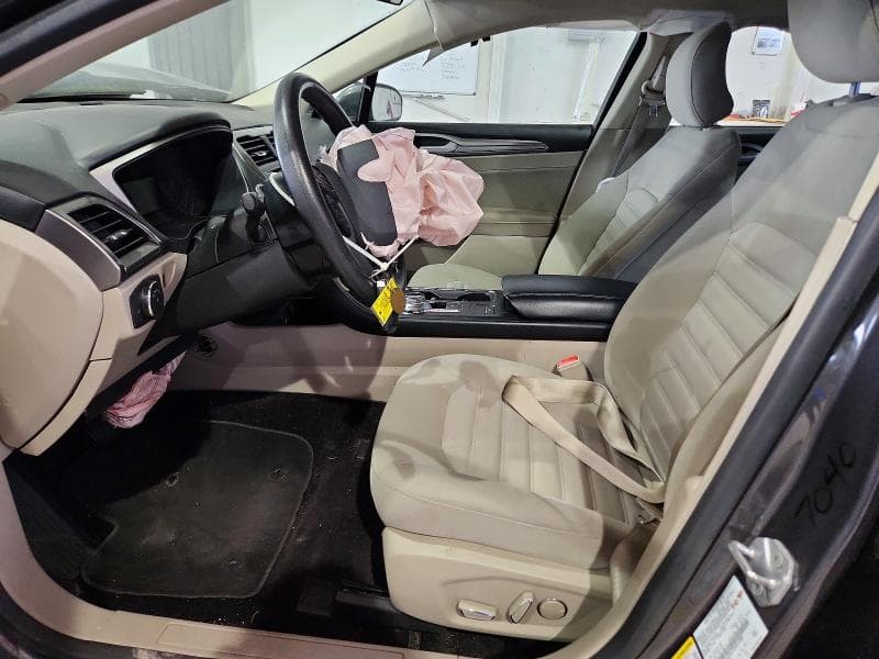 2017 FORD FUSION SE 7