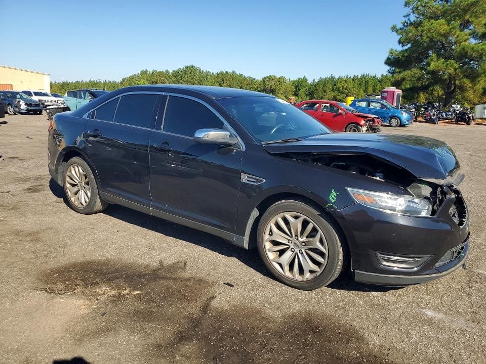 2019 FORD TAURUS LIMITED 4