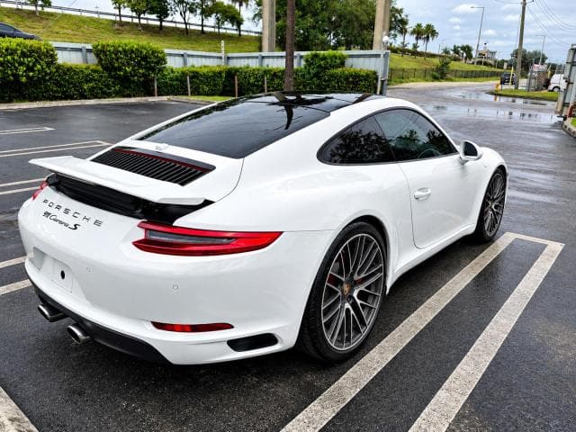 2017 PORSCHE 911 CARRERA S 4