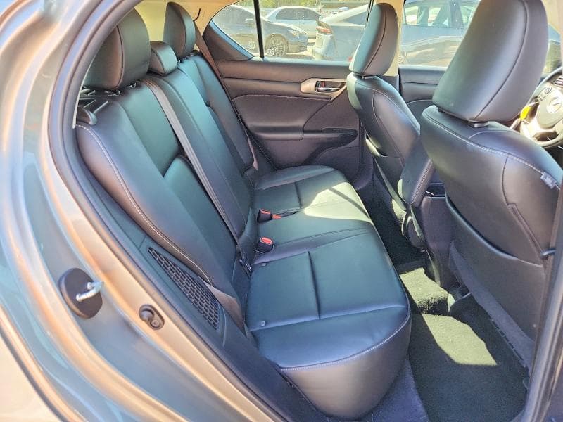 2017 LEXUS CT 200 10