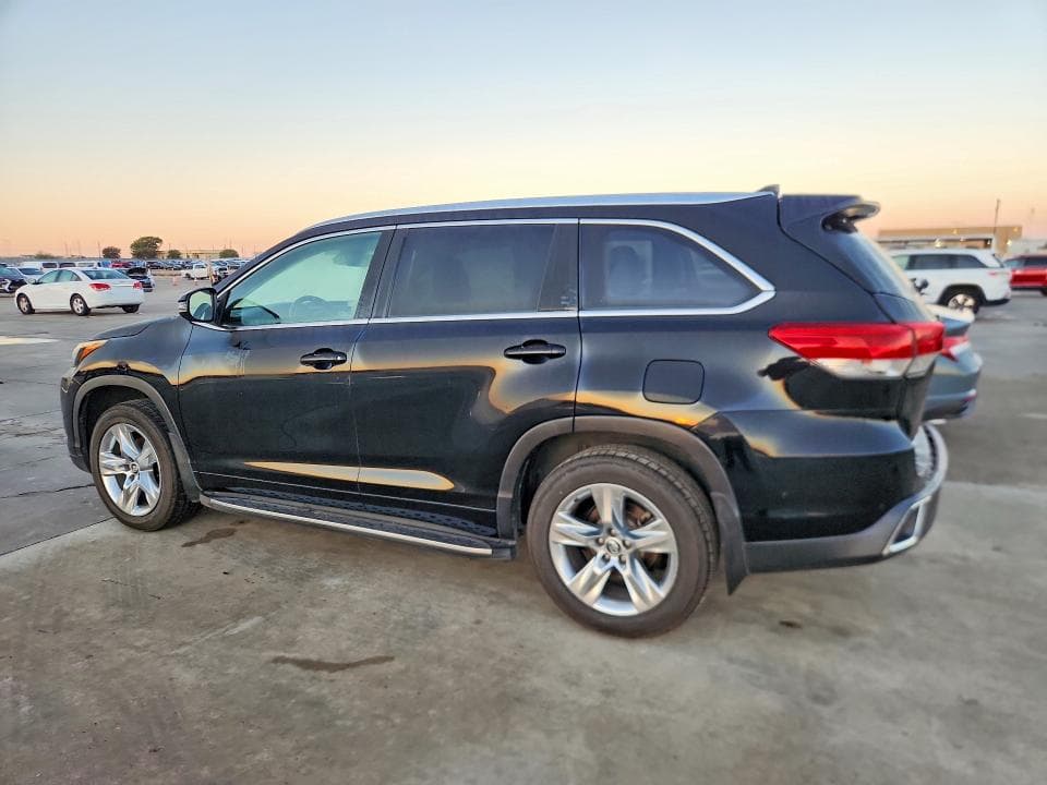 2017 TOYOTA HIGHLANDER LIMITED 2