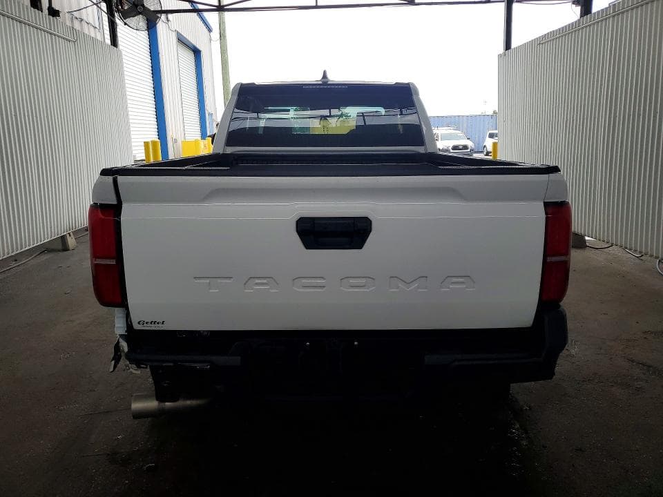 2025 TOYOTA TACOMA SR 6