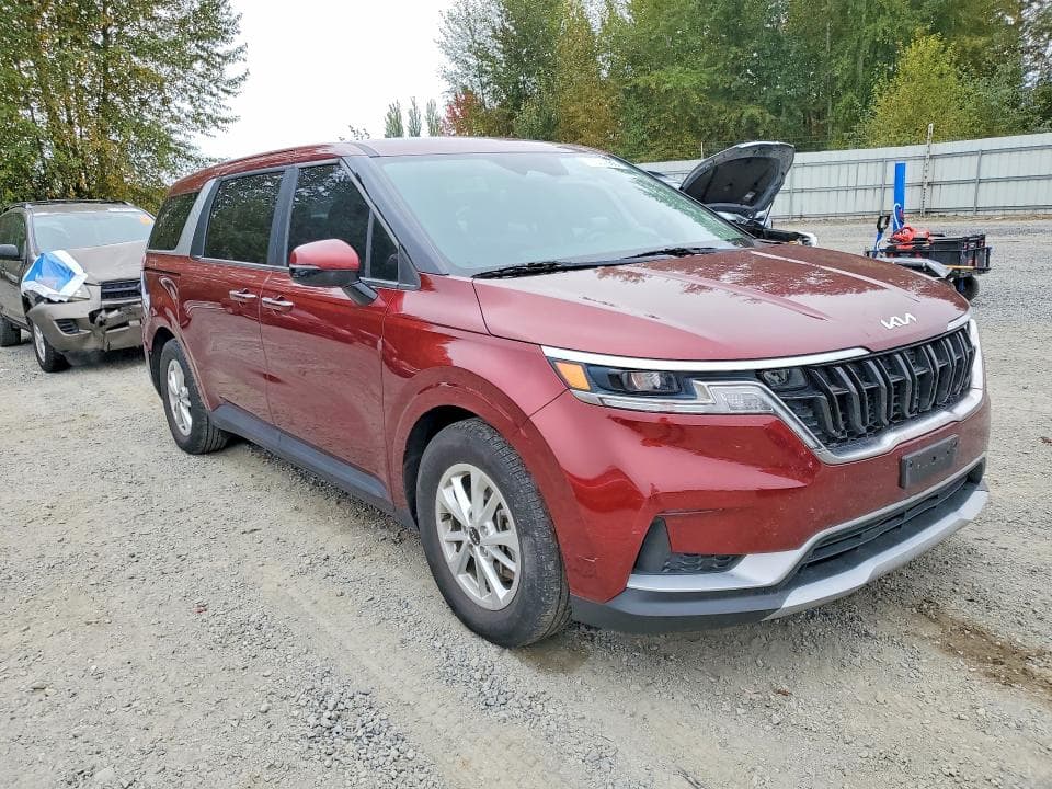 2024 KIA CARNIVAL LX 4