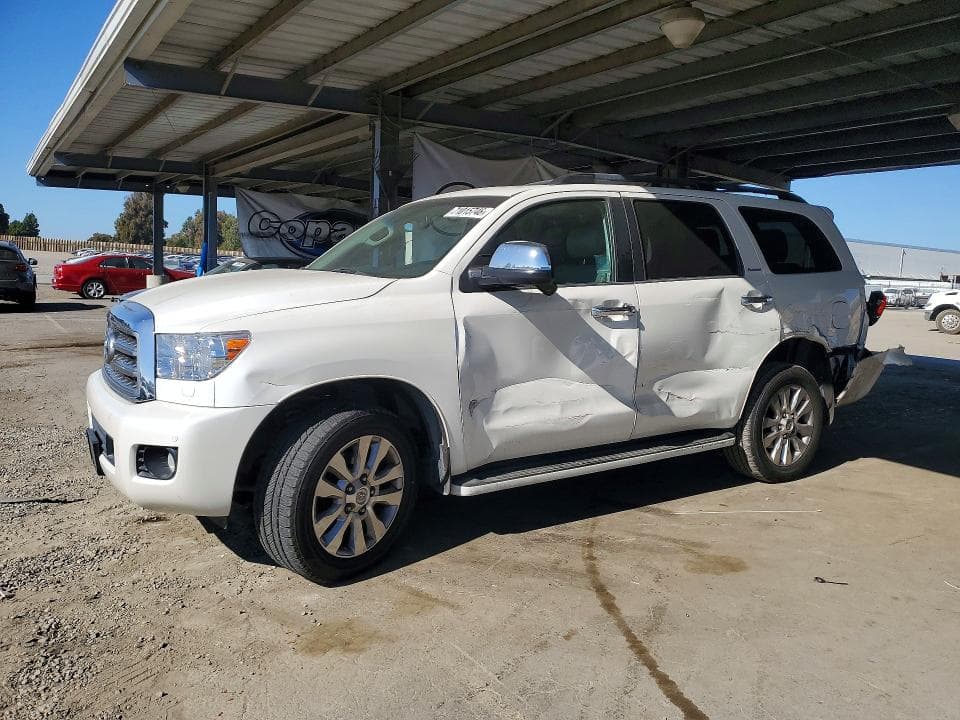 2017 TOYOTA SEQUOIA PLATINUM