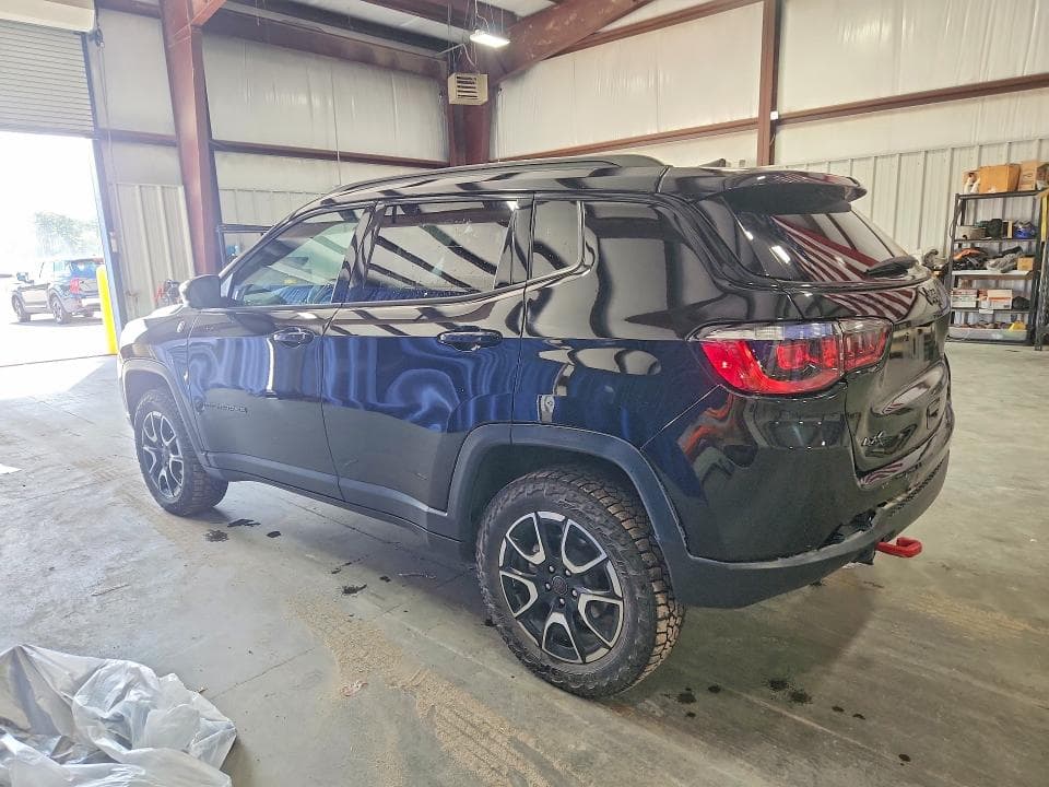 2025 JEEP COMPASS TRAILHAWK 2