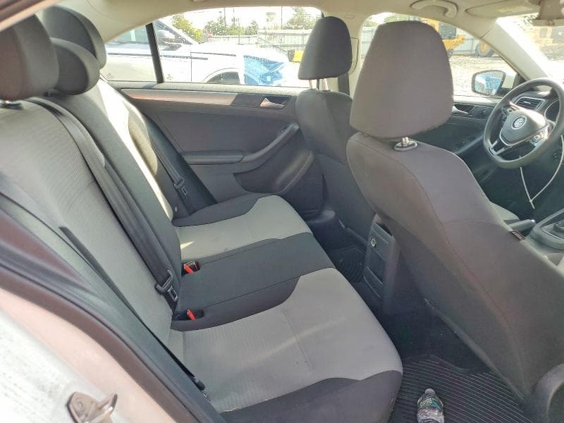 2018 VOLKSWAGEN JETTA S 10