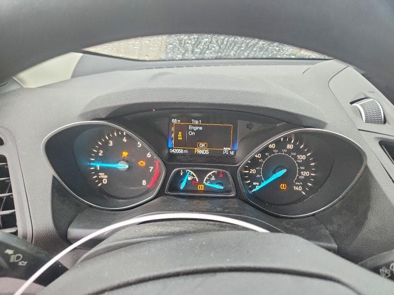 2017 FORD ESCAPE SE 9