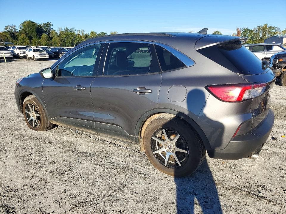 2022 FORD ESCAPE SE 2