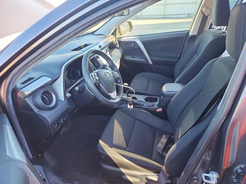 2018 TOYOTA RAV4 LE 7