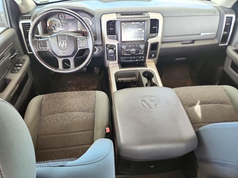 2017 RAM 1500 SLT 8