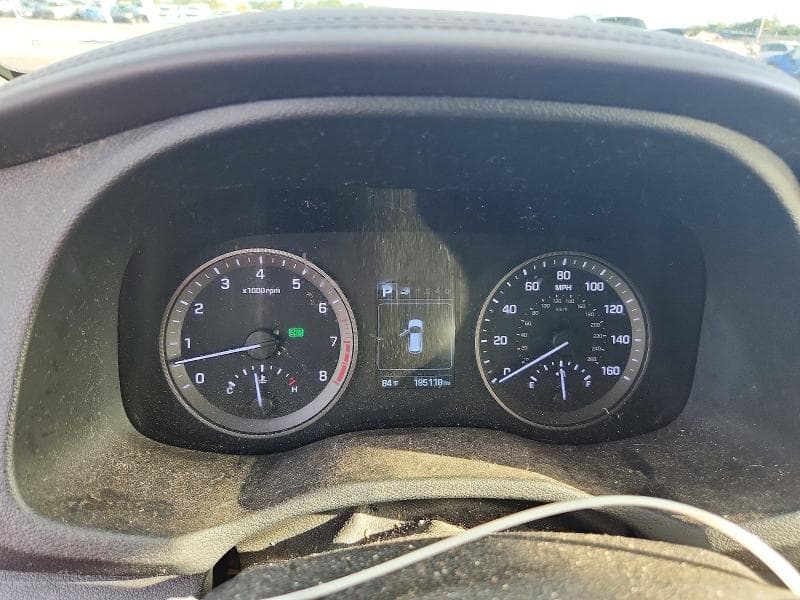 2017 HYUNDAI TUCSON SE PLUS 9