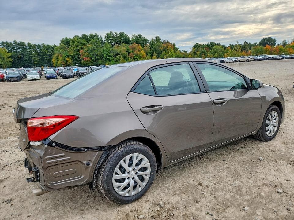 2019 TOYOTA COROLLA LE 3