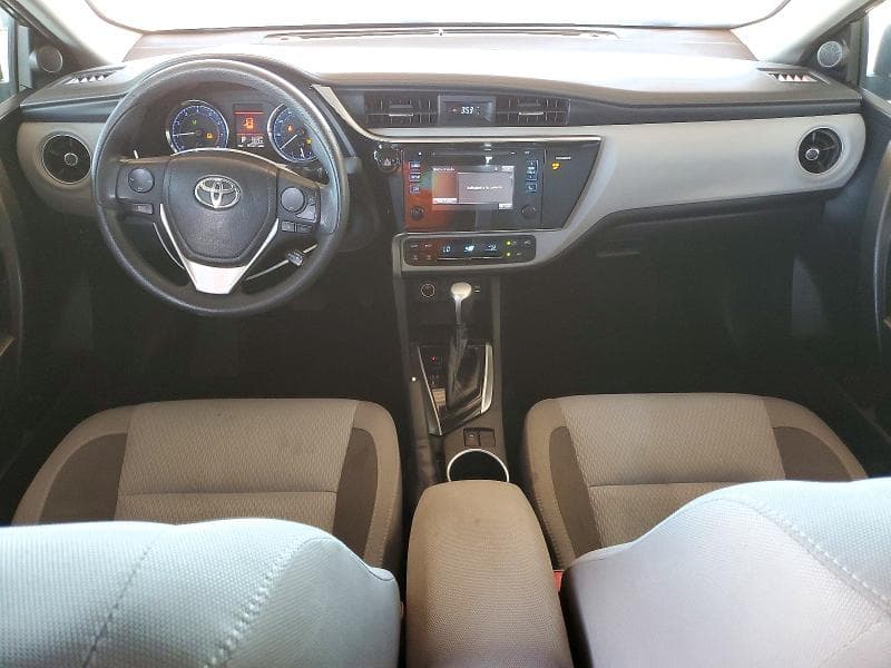 2017 TOYOTA COROLLA LE 8